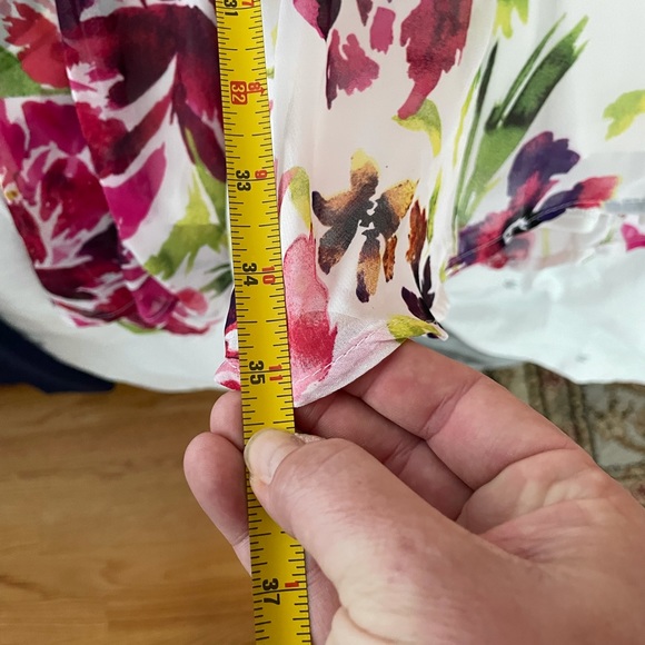 Chiffon white floral fit and flare dress - Picture 6 of 7